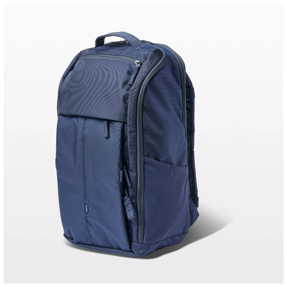 LVC12 - Peacoat